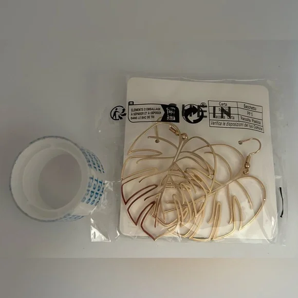 Golden Monstera Leaf Holographic Cut-out Dangle Earrings - Picture 3 of 6